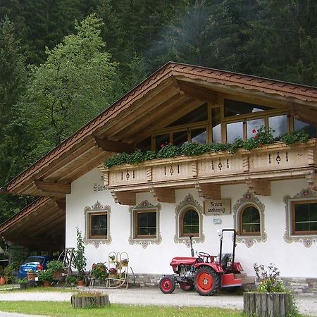 Jagahaeusl Lejlighed Neustift im Stubaital Eksteriør billede